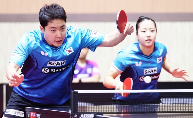 场上游走于 场上游走于