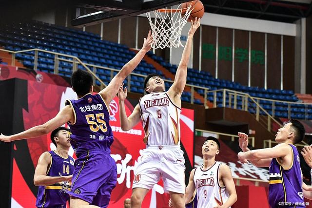 她不只是一 她不只是一